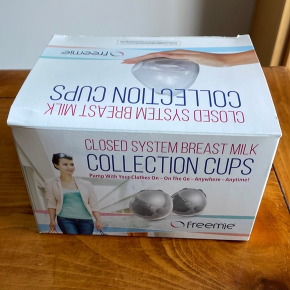 Freemie Pump and extra set of cups - Picture 2 of 9